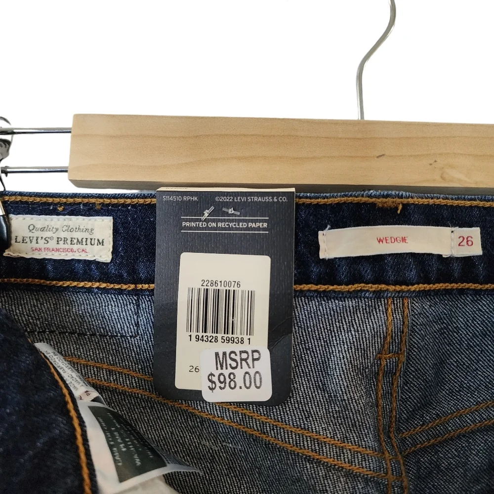 Levi's Wedgie Icon Fit Ankle Jean - Picture 10 of 13